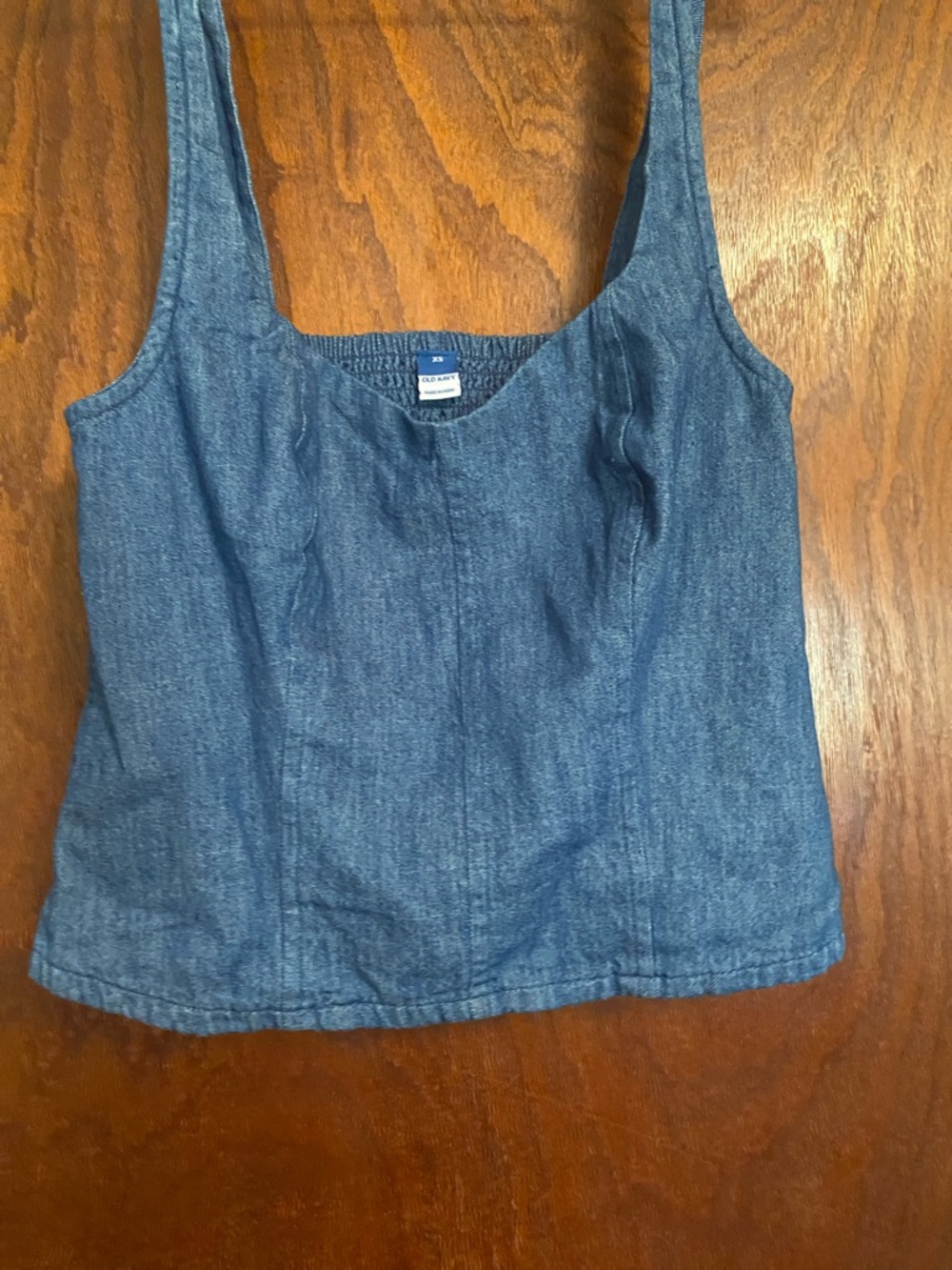 Old Navy women’s size XS crop top